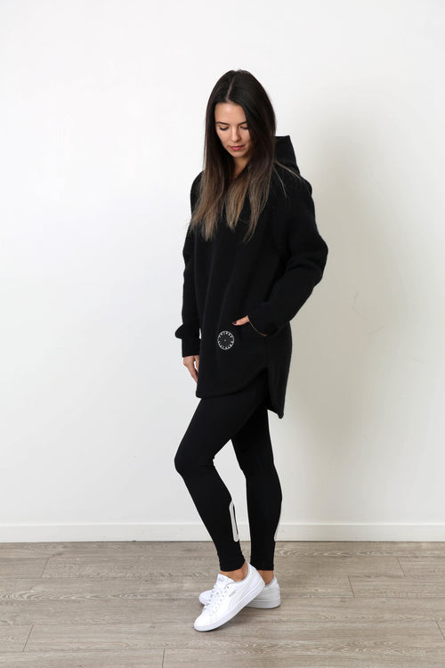 BASIC POCKET HOODY BLACK (PRE-ORDER)
